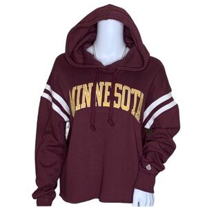 NWOT Tailgate Women's Minnesota Maroon Hoodie Sweater
